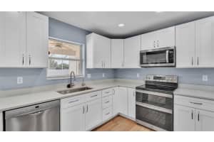 619 SOMERSET LOOP, AUBURNDALE, FL 33823 Sold 09/02/25