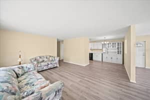 752 KNOTTY PINE CIRCLE, NORTH FORT MYERS, FL 33917 - MLS#MFRL4953641