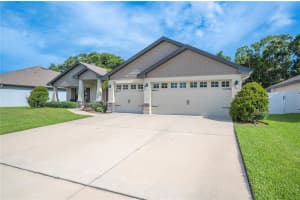 967 HUNTERS MEADOW LANE, LAKELAND, FL 33809 Sold 08/21/25