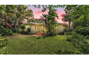 4219 FOREST HILLS DRIVE, LAKELAND, FL 33813 Sold 09/17/25