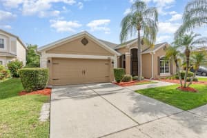 13852 EYLEWOOD DRIVE, WINTER GARDEN, FL 34787 Sold 09/05/25