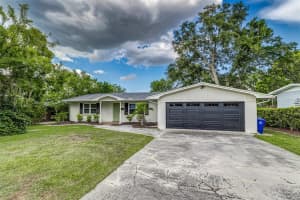 2726 CLEVELAND HEIGHTS BOULEVARD, LAKELAND, FL 33803 - MLS#MFRL4953690