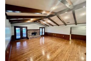 37700 CLINTON AVENUE, DADE CITY, FL 33525 - MLS#MFRL4953731