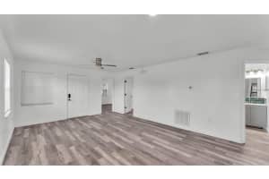 1050 REYNOLDS ROAD, LAKELAND, FL 33801 - MLS#MFRL4953759