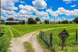 10 WEBB ROAD, WINTER HAVEN, FL 33881 - MLS#MFRL4953791