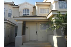 372 Enclave Dr, LAKELAND