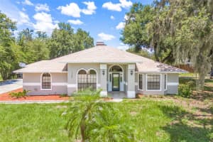 1102 BERKLEY LANE, WINTER HAVEN, FL 33880 Sold 08/14/25