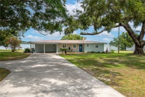 21 LAKE AVENUE, WINTER HAVEN, FL 33880 - MLS#MFRL4953925