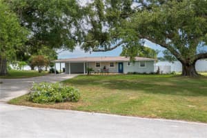 21 LAKE AVENUE, WINTER HAVEN, FL 33880 - MLS#MFRL4953925