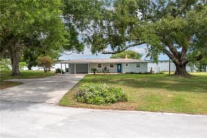 21 LAKE AVENUE, WINTER HAVEN, FL 33880 - MLS#MFRL4953925