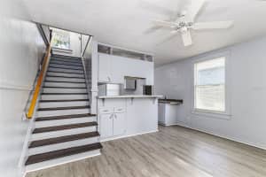 121 F AVENUE, WINTER HAVEN, FL 33880 Sold 09/03/25