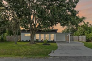 275 Garden Rd, VENICE