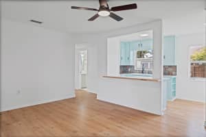 275 GARDEN ROAD, VENICE, FL 34293 - MLS#MFRL4953988