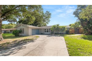 6421 CALUSA DRIVE, LAKELAND, FL 33813 - MLS#MFRL4953992