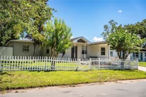 1720 PARK DRIVE, LAKELAND, FL 33803 Sold 08/14/25