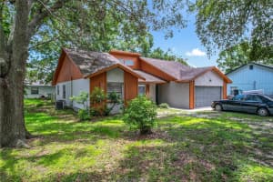 4720 WILDFLOWER DR DRIVE, LAKELAND, FL 33811 - MLS#MFRL4954021