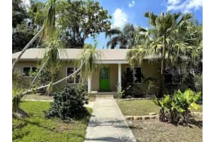 645 Avenue A Ne, WINTER HAVEN