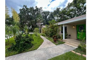 645 AVENUE A NE, WINTER HAVEN, FL 33881 Sold 09/16/25