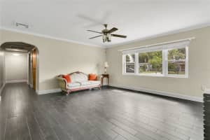 686 22ND STREET, WINTER HAVEN, FL 33880 - MLS#MFRL4954036