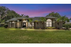 5819 Hollyhock Dr, LAKELAND