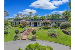 1249 LAKE POINT DRIVE, LAKELAND, FL 33813 - MLS#MFRL4954085