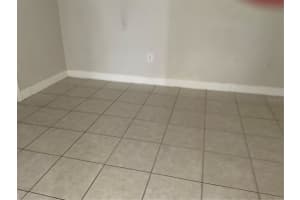2121 LAKEVIEW DRIVE, SEBRING, FL 33870 - MLS#MFRL4954109