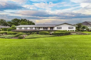 521 Lone Palm Dr, LAKELAND