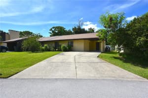 321 LAKE HARRIS DRIVE, LAKELAND, FL 33813 - MLS#MFRL4954221