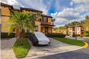 243 PALERMO STREET, DAVENPORT, FL 33897 - MLS#MFRL4954229