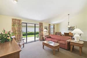 4241 OAK LOOP, MULBERRY, FL 33860 Sold 09/30/25