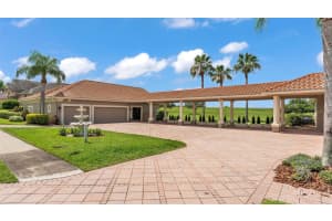 745 WHISPER WOODS DRIVE, LAKELAND, FL 33813 - MLS#MFRL4954262