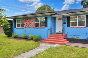 726 SUSAN DRIVE, LAKELAND, FL 33803 - MLS#MFRL4954312