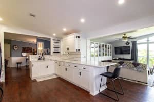 18 CACTUS CIRCLE, WINTER HAVEN, FL 33880 Sold 08/15/25