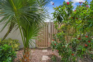 4243 OAK LOOP, MULBERRY, FL 33860 Sold 12/10/25