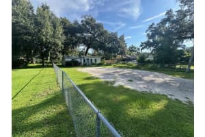 3025 KNIGHTS STATION ROAD, LAKELAND, FL 33810 Sold 09/10/25
