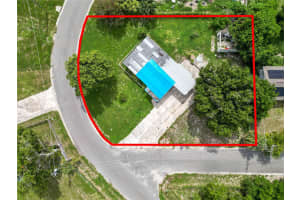 1130 CAREFREE COVE DRIVE, WINTER HAVEN, FL 33881 - MLS#MFRL4954376