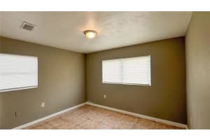 5444 OLD HIGHWAY 37, LAKELAND, FL 33811 - MLS#MFRL4954418