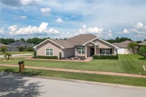 702 COUNTRY WALK COVE, EAGLE LAKE, FL 33839 - MLS#MFRL4954424