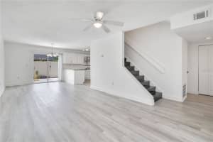 1836 CRYSTAL LAKE DRIVE, LAKELAND, FL 33801 - MLS#MFRL4954435