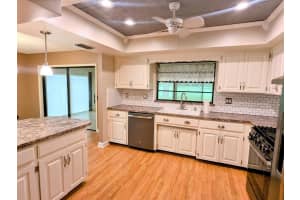 553 SAINT ANDREWS ROAD, WINTER HAVEN, FL 33884 - MLS#MFRL4954485