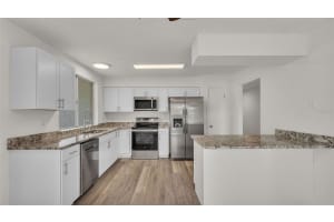 412 LAKE NED ROAD, WINTER HAVEN, FL 33884 Sold 08/29/25
