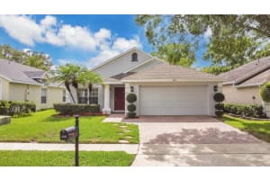 380 Misty Oaks Run, CASSELBERRY