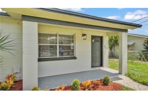 933 GOLDEN RULE COURT, LAKELAND, FL 33803 Sold 11/04/25