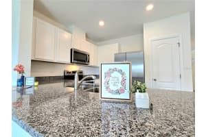 1512 Lumber Ave, DAVENPORT