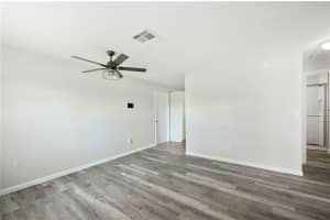 1049 WATERVIEW POINT, LAKELAND, FL 33801 - MLS#MFRL4954609