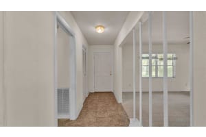 315 HAWICK LANE, LAKELAND, FL 33813 Sold 08/20/25