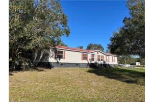 1932 HOLIDAY DRIVE, LORIDA, FL 33857 - MLS#MFRL4954672