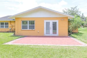 631 QUEENS LOOP, LAKELAND, FL 33803 - MLS#MFRL4954720