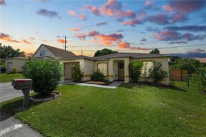 1678 BLOSSOM CIRCLE, LAKELAND, FL 33805 - MLS#MFRL4954797