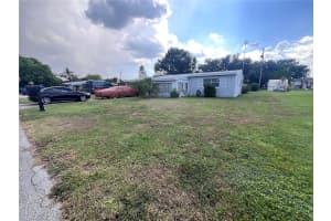 262 WALTER AVENUE, FROSTPROOF, FL 33843 - MLS#MFRL4954815